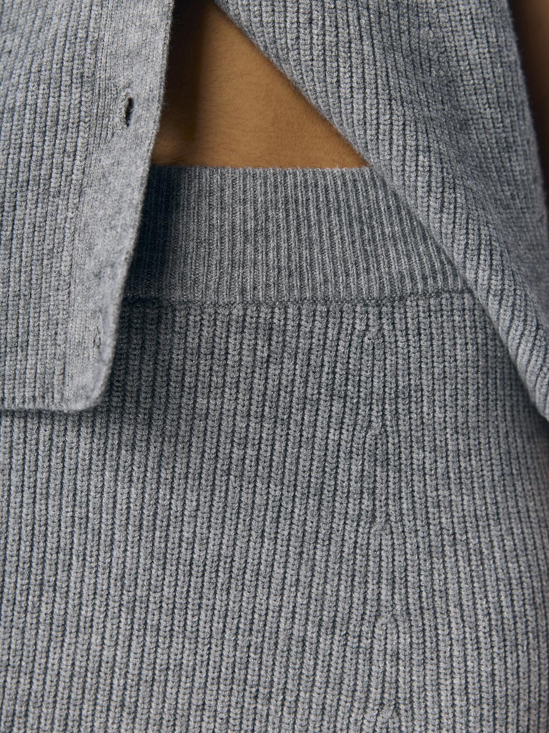 model_shot-detail